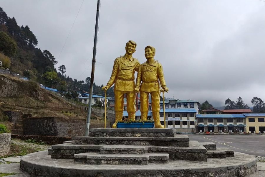 Statue of Sir Edmund Hillary and Tenzing Norgay at Lukla Airport